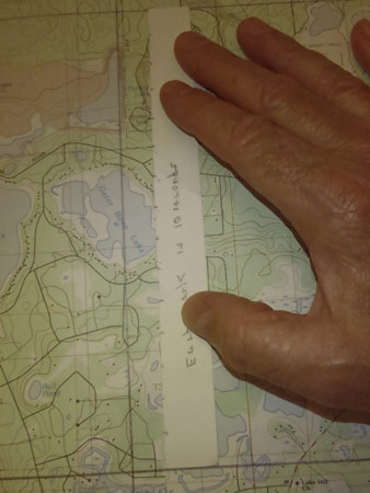 measuring latitude on a topo map